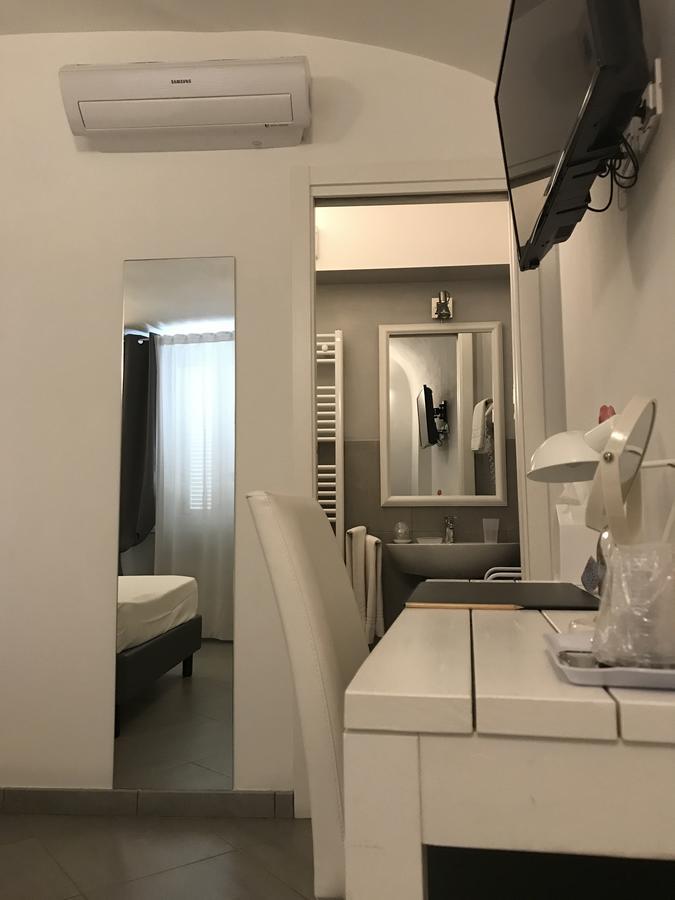 Camera Matrimoniale con Letto a una Piazza e Mezza